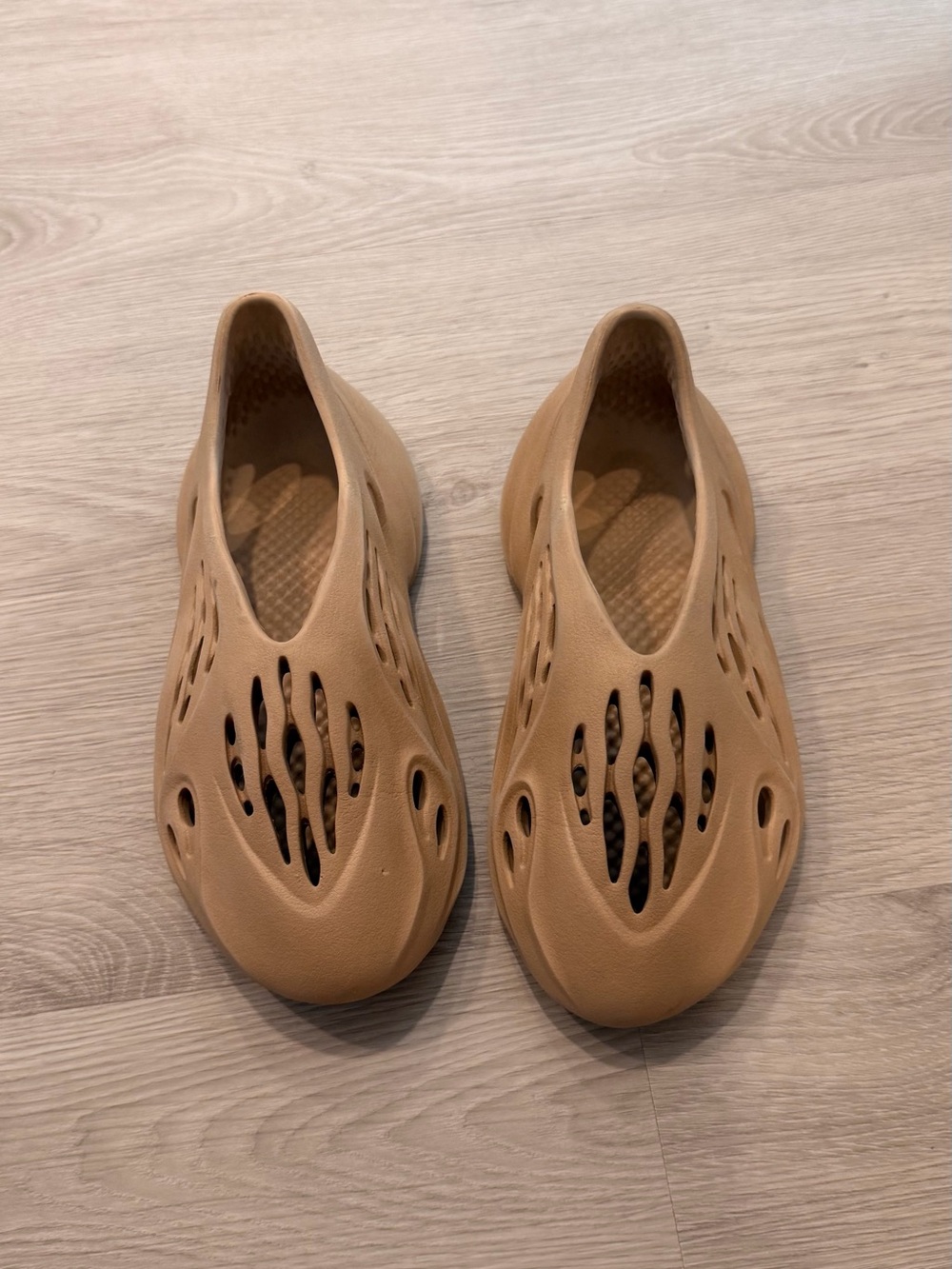 Yeezy Foam Slide Sandals in Tan